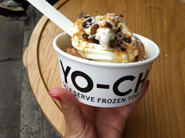 YO-CHI frozen yoghurt