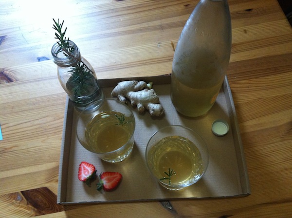 Ginger, peppermint and rosemary iced tea recipe