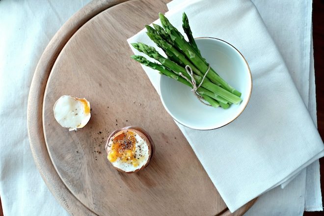 Asparagus recipes egg yolk dip breakfast