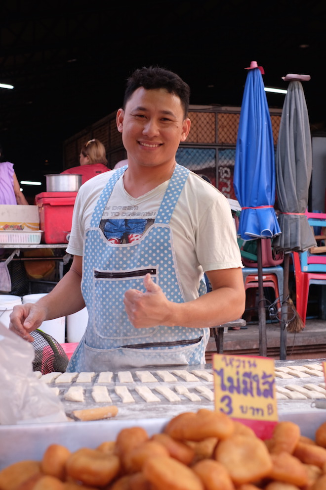 Street Life in Phitsanulok Chinese doughnuts
